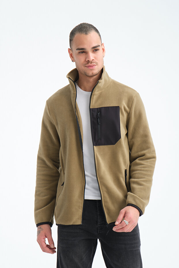 Full Zippered 5 Pocket Men's Fleece Outdoor Jacket
