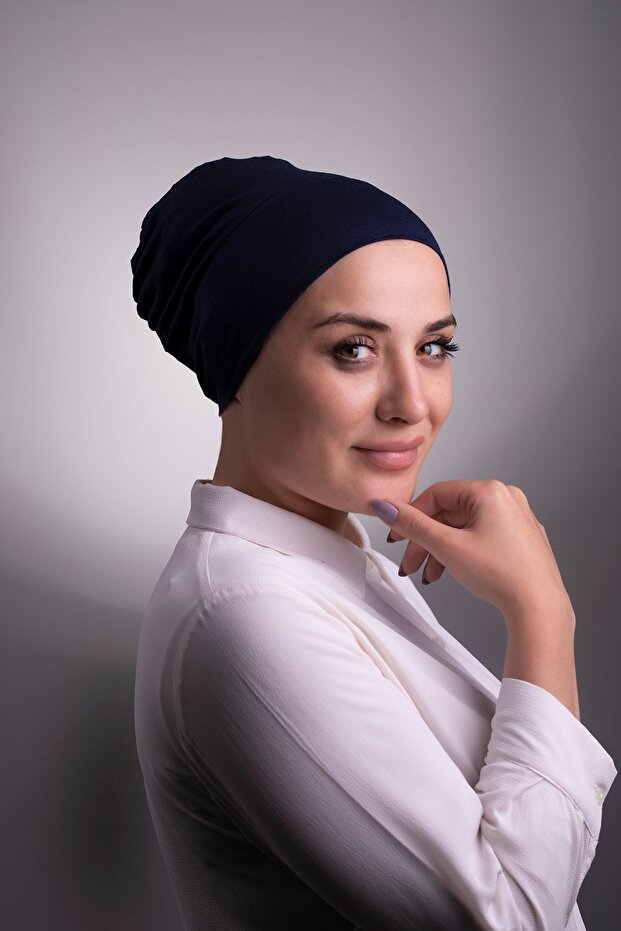 ملابس داخلية عملية باللون الأزرق الداكن من قماش الفيسكون بدون خياطة 3003_02