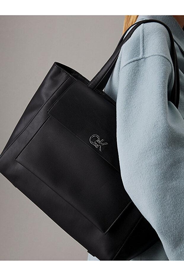 CK MEDIUM SHOPPER W/POCKET - 3