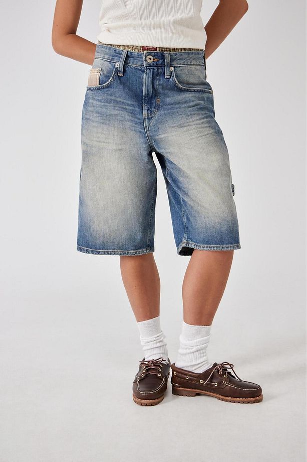 Orta Yıkama Carpenter Denim Uzun Şort - 1