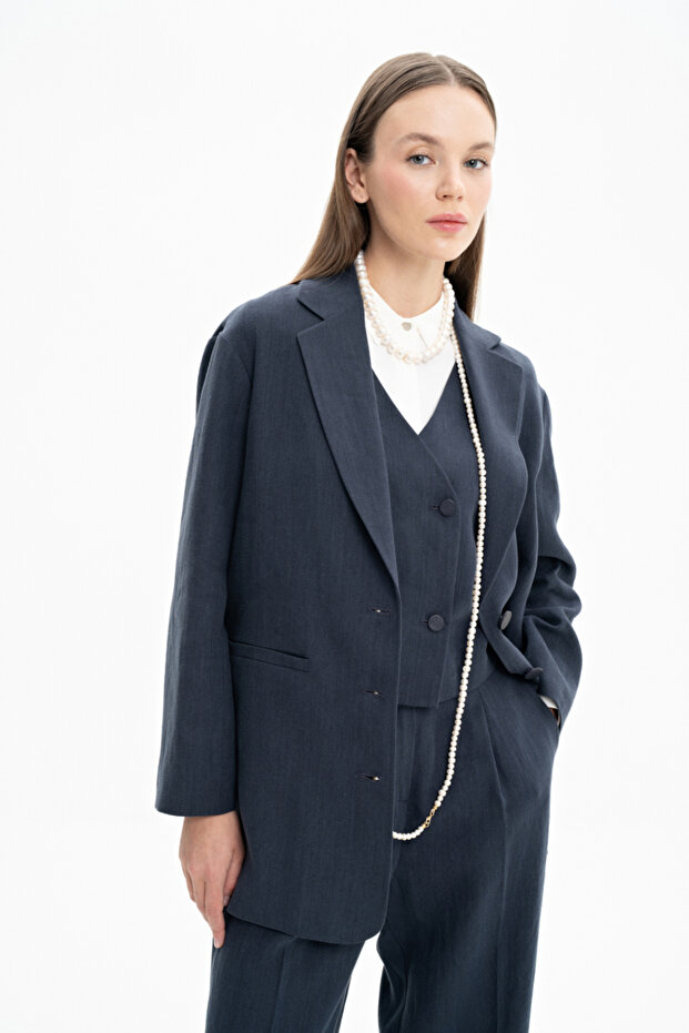 Comfortable Cut Linen Jacket - 1