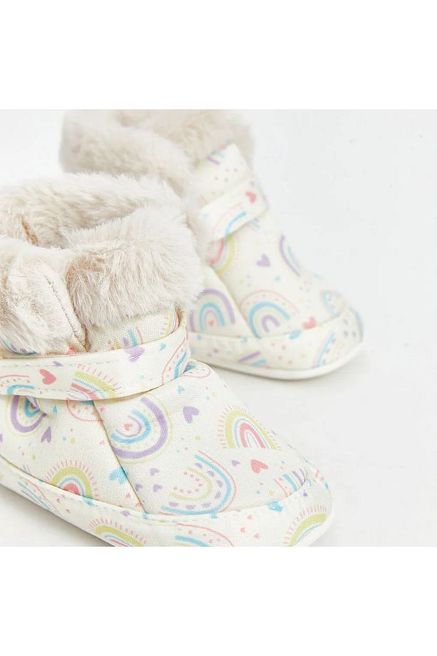 LCW ACCESSORIES Ekru Cırt Cırtlı Kız Bebek Yürüme Öncesi Ev Botu - 3
