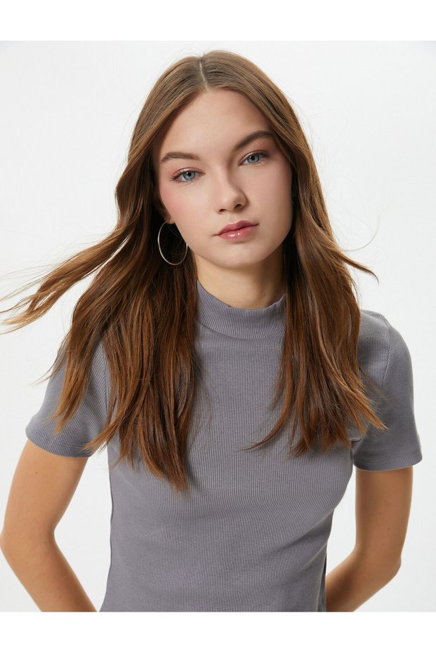 Turtleneck Crop T-Shirt Slim Fit Short Sleeve Camisole Cotton