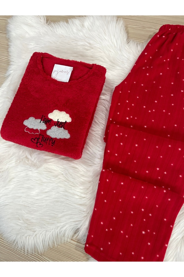 Red Star Patterned Plus Size Fleece Pajamas Set with Plush Detail on the Front - 5