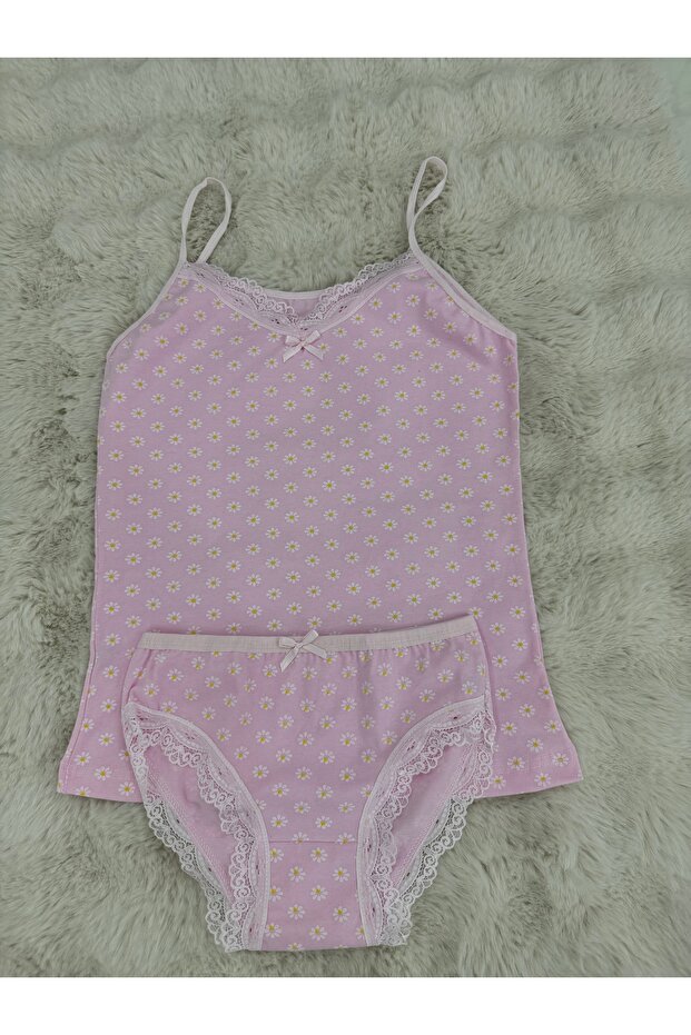 بدلة من الدانتيل منقوشة - 1