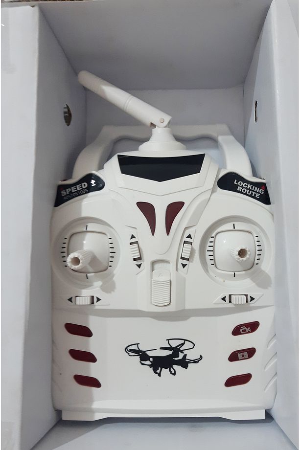 Işıklı Kameralı 2.4 GHZ Uzaktan Kumandalı Drone - 3