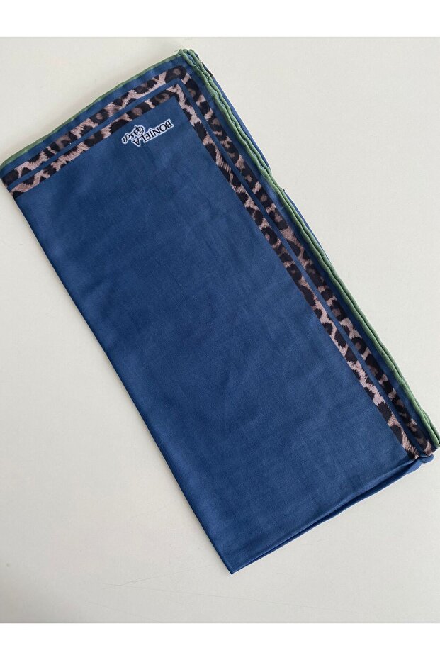 وشاح رقمي ناعم بنمط الفهد - 1