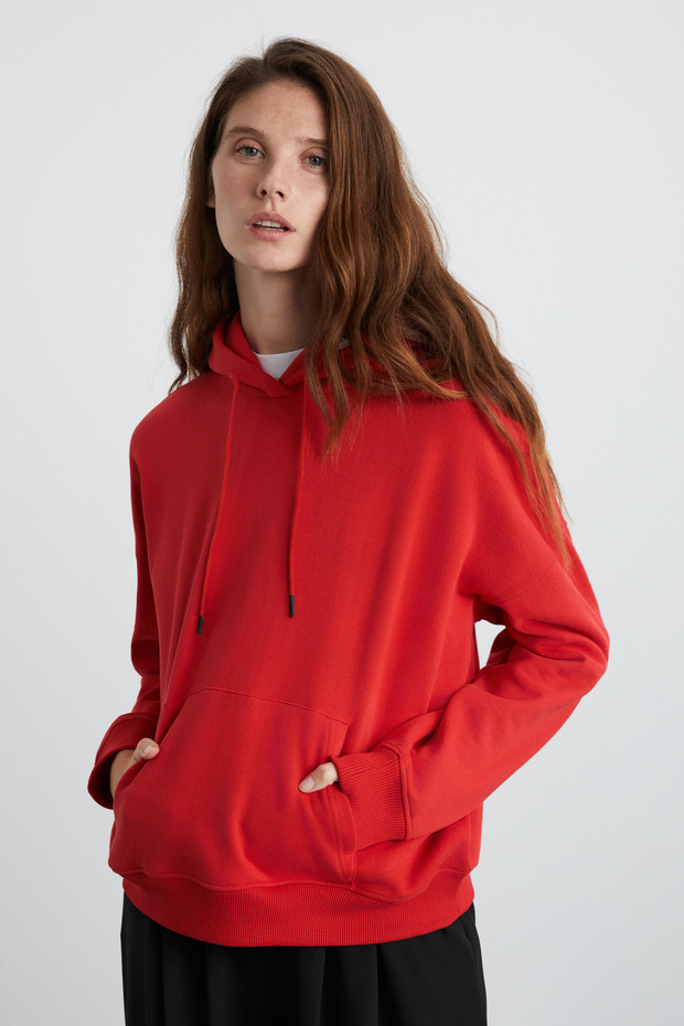 Sonia Women's Hooded Kangaroo Pocket Red Sweatshirt with Cord Detail