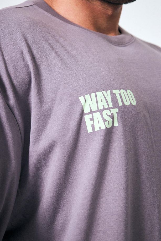 “Way Too Fast” Arka Ve Ön Kabartma Baskılı Oversize - 2