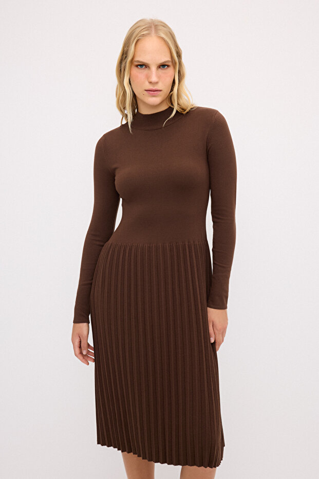 Pileli Triko Elbise - 1