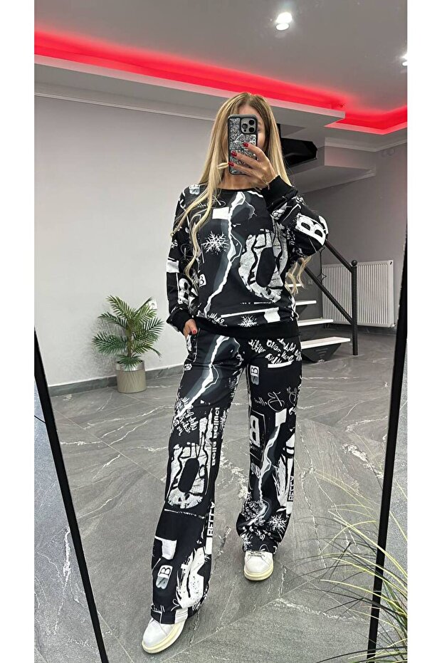 New Season Bella Tracksuit Set