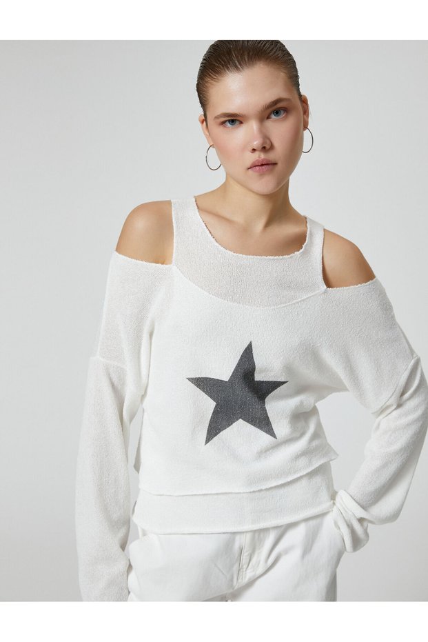 Window Detailed T-Shirt Crew neck Long Sleeve Star Printed