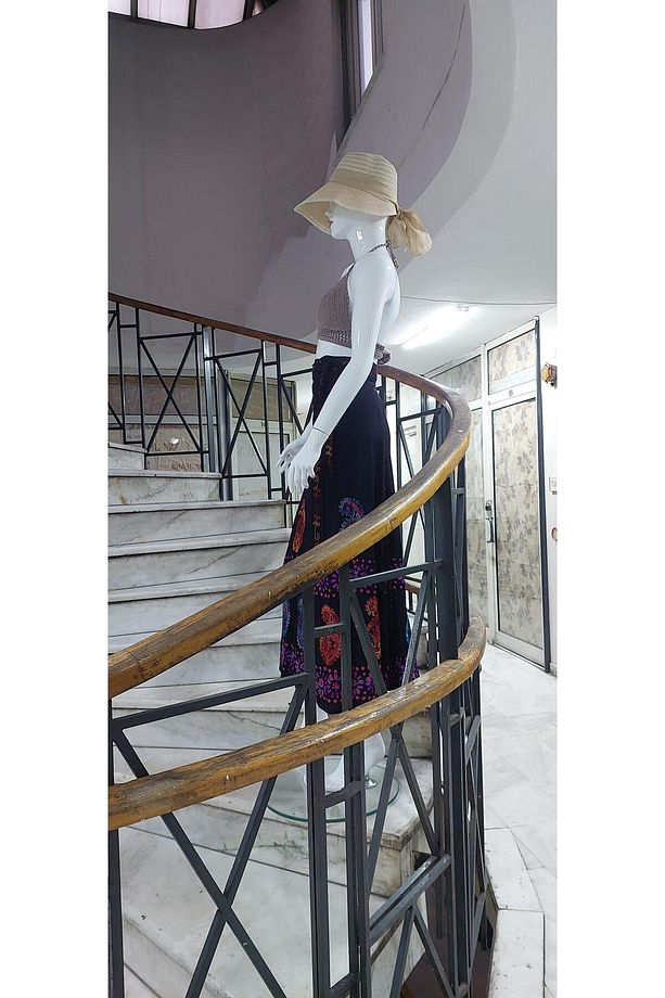 Hint Batik Çiçek Desenli ve İşlemeli Uzun Hint Anvelop Etek - 7