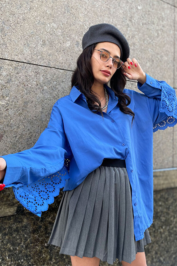 قميص بوبلين كبير الحجم بتفاصيل صدفية - SAKS