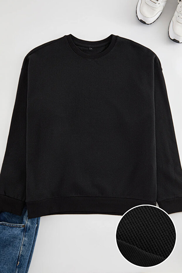 Siyah Waffle Oversize/Geniş Kesim Bisiklet Yaka Dokulu Basic Şardonsuz Sweatshirt TMNAW25SW00194 - 2