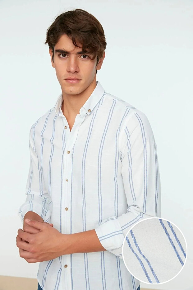 Beyaz Slim Fit Düğmeli Yaka İnce Çizgili Gömlek TMNSS20GO0092 - 1