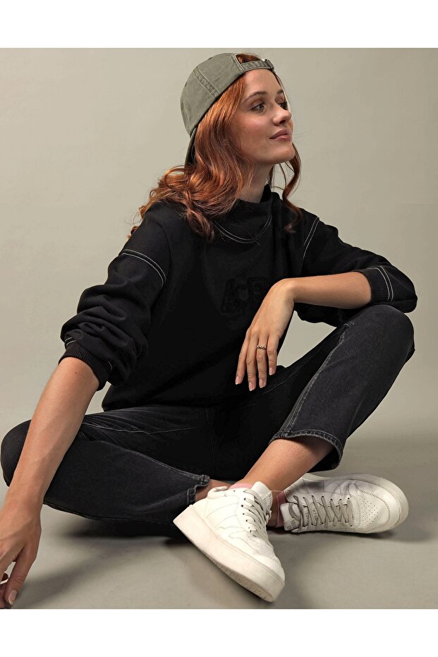 Ae Mock Neck Logo Sweatshirt