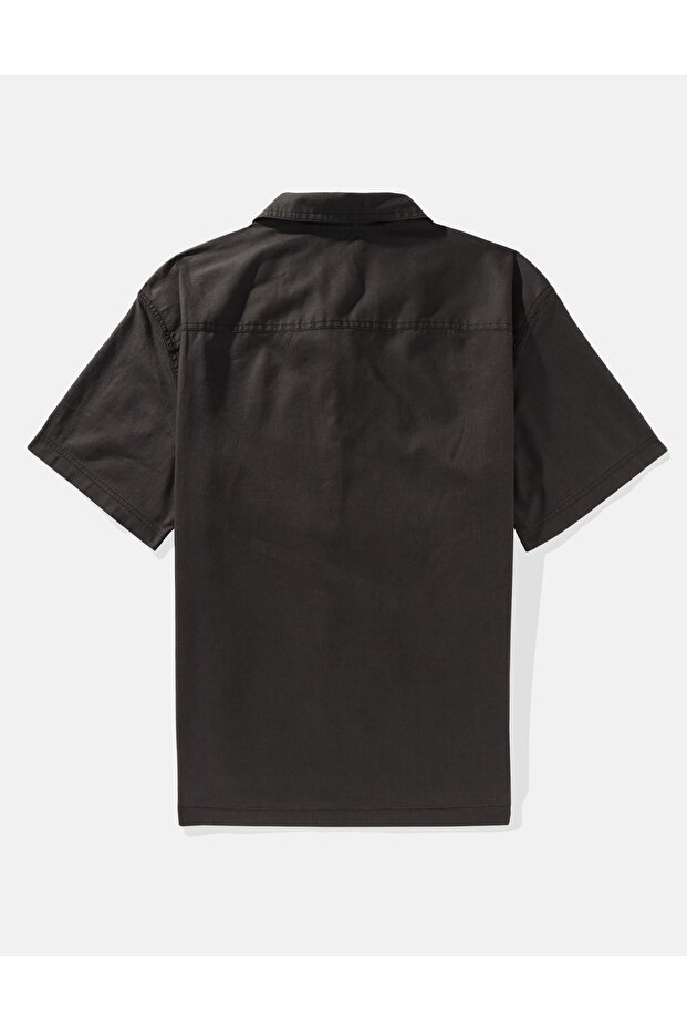 قميص AE المصنوع من مزيج الكتان بأزرار عند حوض السباحة - 4