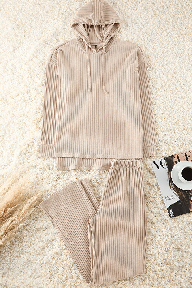 Koyu Bej Kapüşonlu Fitilli Örme Pijama Takımı THMAW22AU0334 - 2
