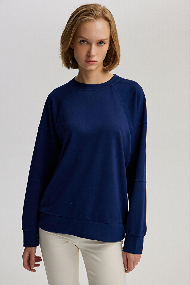 سويت شيرت أساسي كبير الحجم - 2