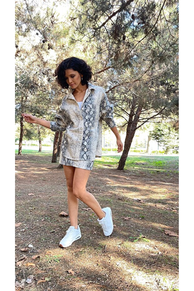 Yılan Baskılı Oversize Gömlek Ceket