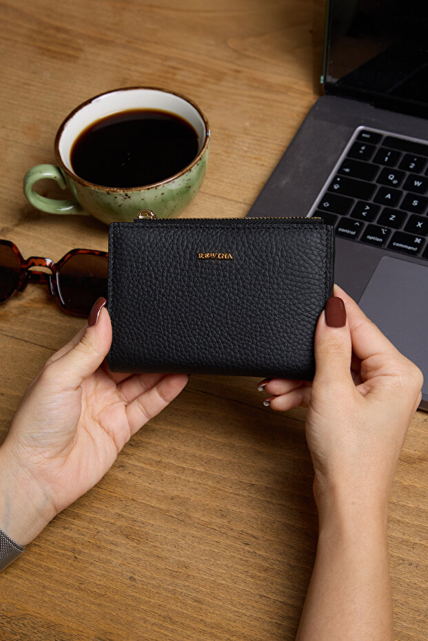 9756 Genuine Leather Special Design Zippered Women's Wallet Black