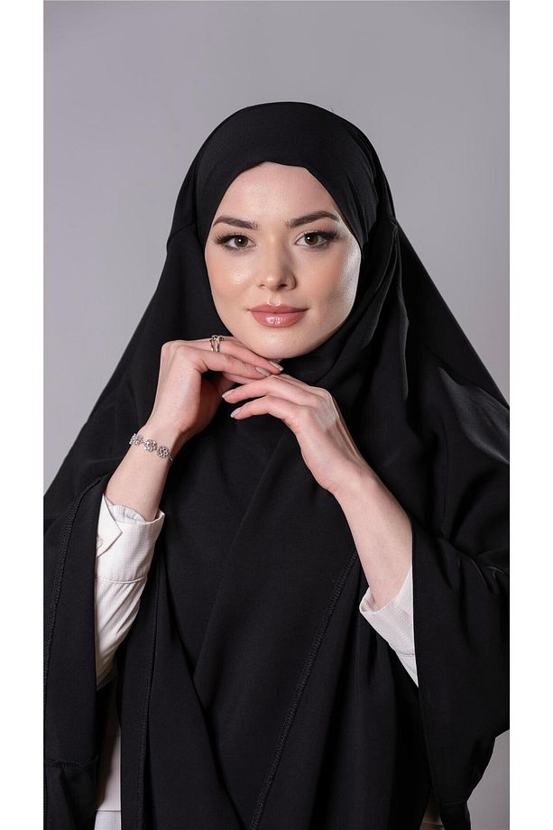 Siyah Pratik Hazır Geçmeli Tesettür Eşarp Medine İpeği Bağcıklı Sufle Hijab 2301_01 - 3