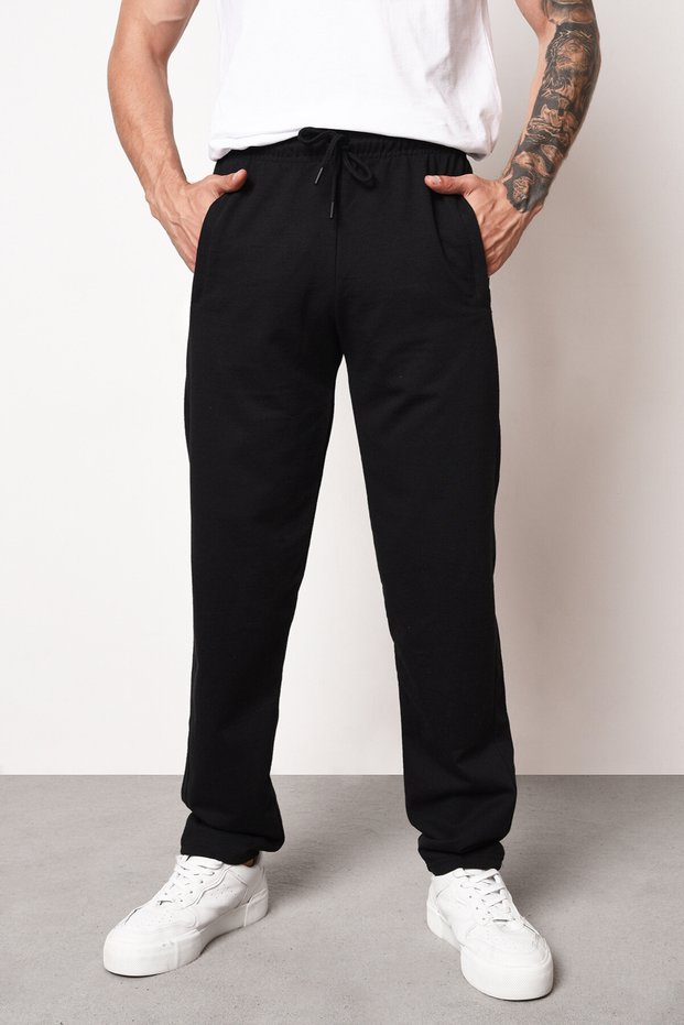 Black Men's Straight Leg Pocket Zipper Detailed Comfortable Cut Sweatpants