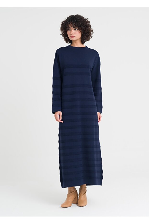 1002 Çizgili Triko Elbise - 3