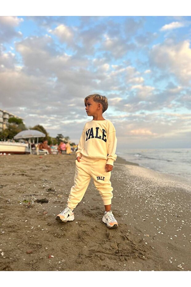 Boy's Yale Basic Bottom Top Tracksuit Set - 2