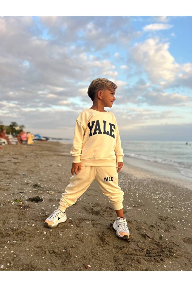 Boy's Yale Basic Bottom Top Tracksuit Set - 3