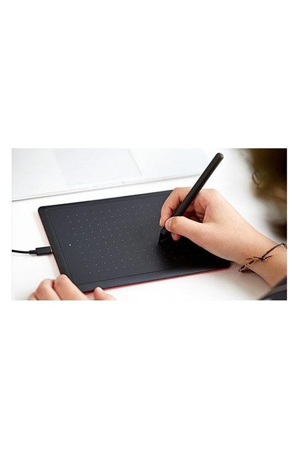 Ctl-472 One By Small 8.3 X 5.7inç Yüksek Hassasiyetli Grafik Tablet - 2