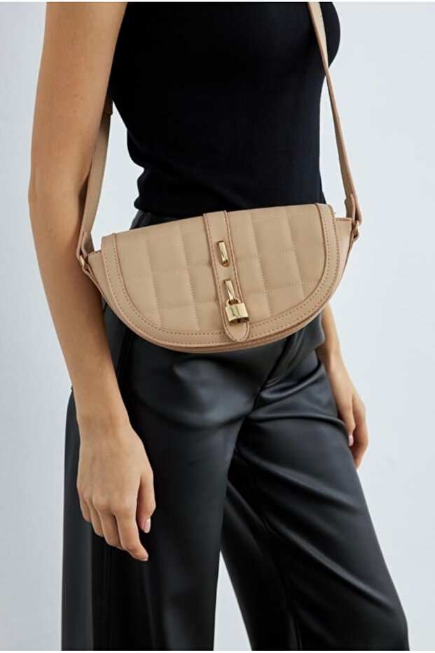 KAPİTONE ÇAPRAZ ÇANTA - 1