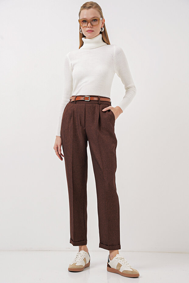 6686 Women's Pleated Belt Fabric Trousers - Brown