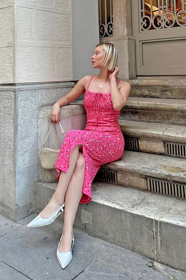 Pembe Venüs İp Askılı Çıtır Çiçek Desenli Yırtmaçlı Kadın Midi Elbise - 3