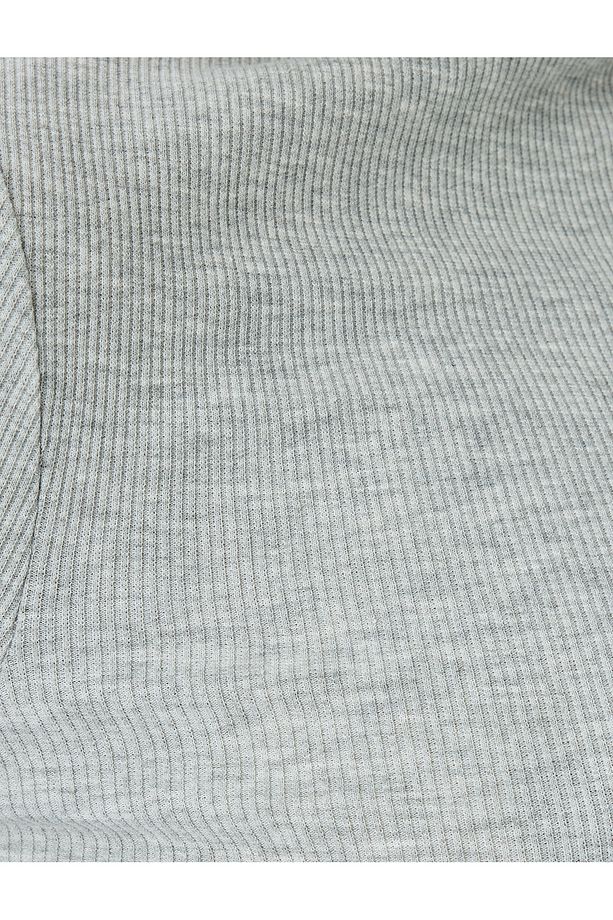 Slim Fit Asimetrik Yaka Uzun Tek Kollu Fitilli Tişört - 6