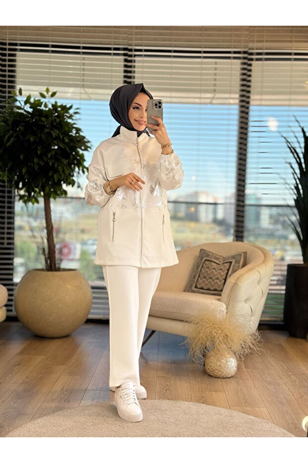 بدلة مطبوعة بأوراق الشجر - 1