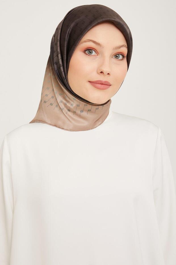 Nostalgia Series Sura Silk Scarf 9003-27Ns