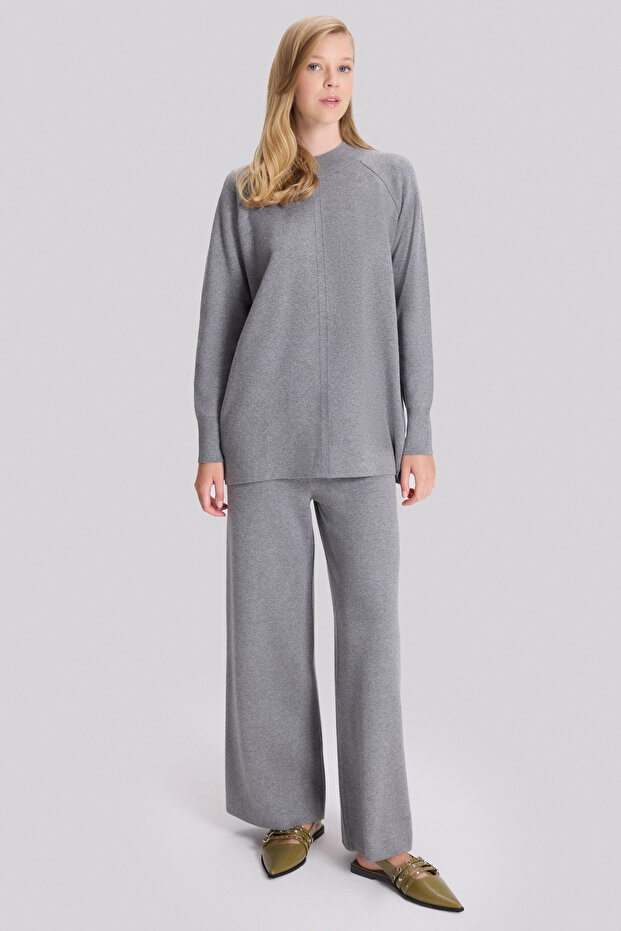 Dik Yakalı Yırtmaçlı Triko Bluz - 2