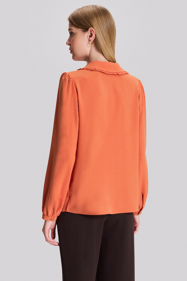 Yaka Detaylı Bluz - 4