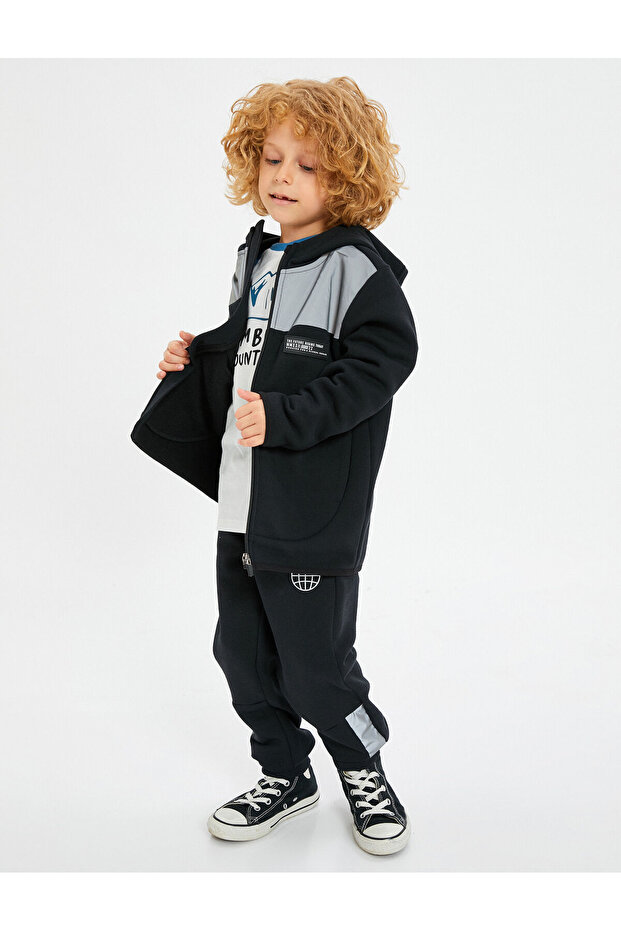 Hooded Sweatshirt Zippered Long Sleeve Applique Detailed Ribbon