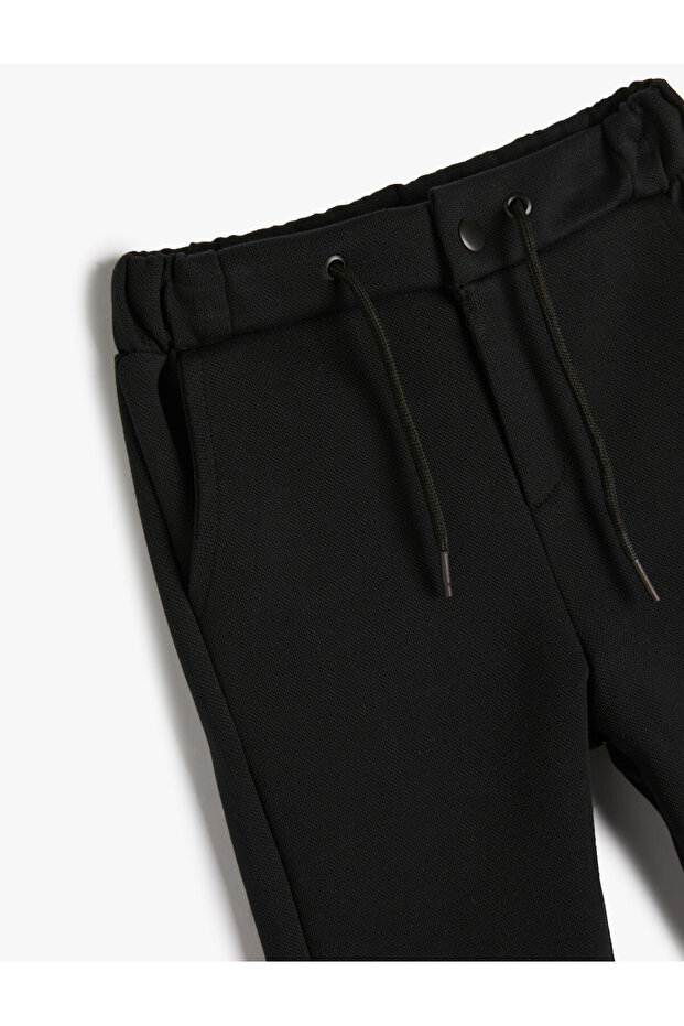Basic-Jogginghose mit Bindegürtel und Taschen aus Baumwolle - 3