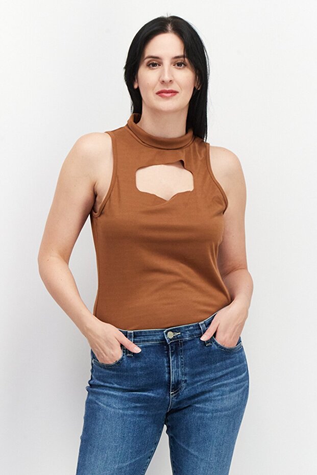 Kadın Yüksek Yakalı Düz Body، Kahverengi - 1