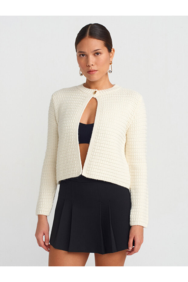 60298 Crew Neck Buttoned Knitwear Cardigan-Ecru