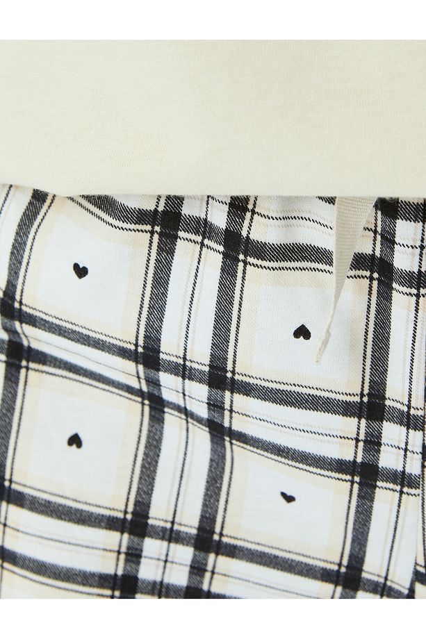 Pamuklu Uzun Kollu Kareli Pijama Takımı - 6