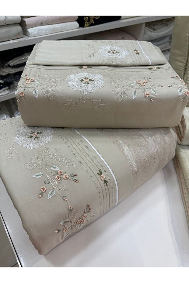 منتج التصميم اليدوي الحقيقي لدينا - 2