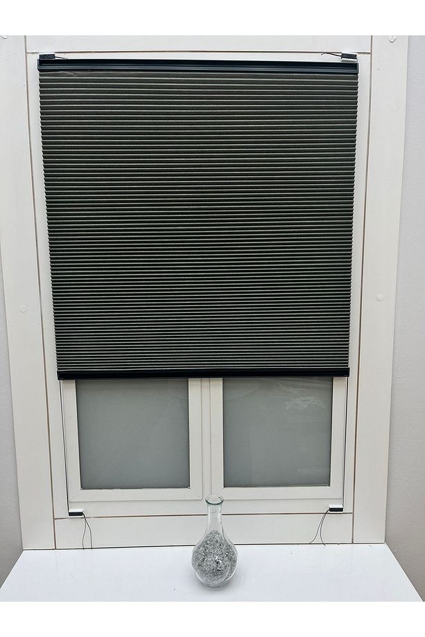Honeycomb (BAL PETEĞİ) Antrasit %100 Karartma Ve Isı Yalıtımlı Cam Balkon Plise Perde - 4
