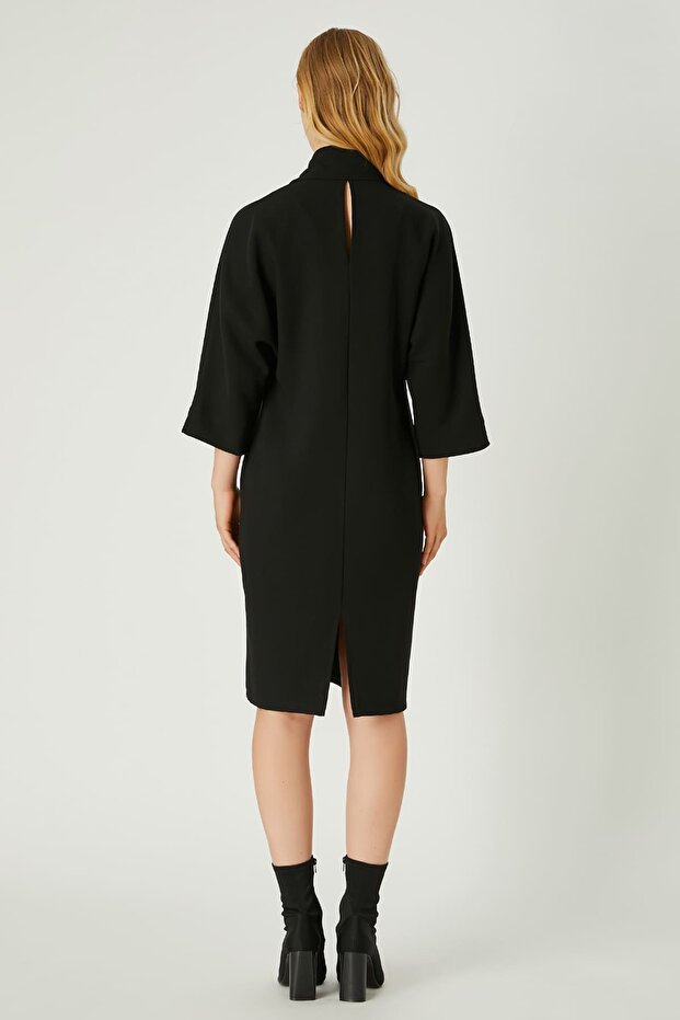 Şal detaylı elbise - 2