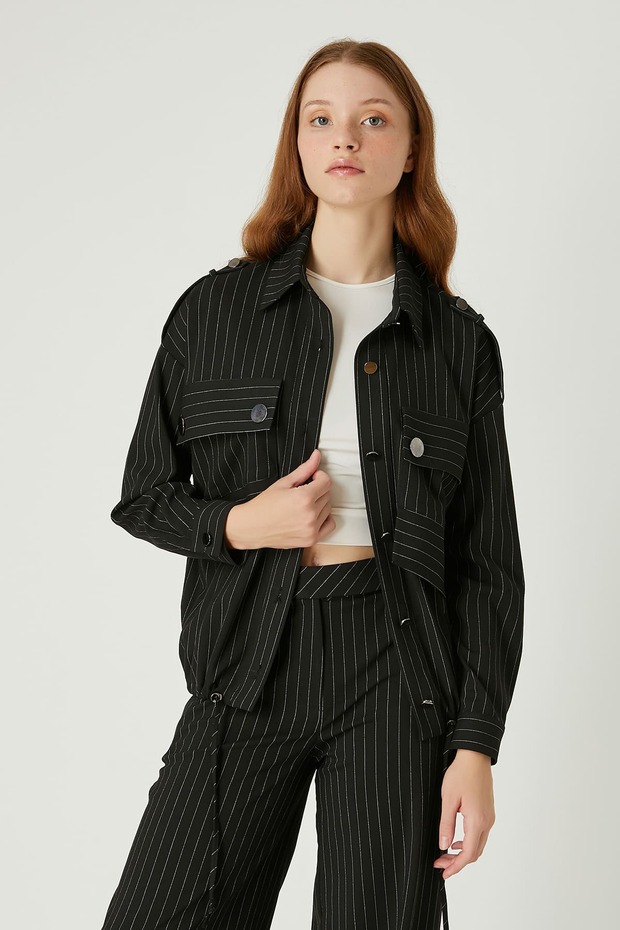 Cep detaylı çizgili gömlek - 1