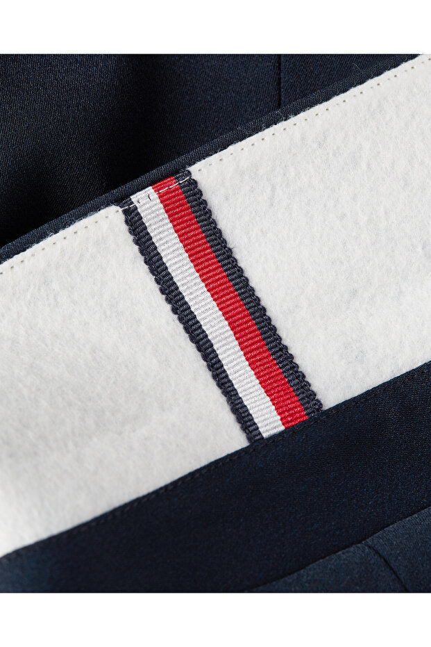 سترة ذات أزرار ذهبية وصدر واحد - 3